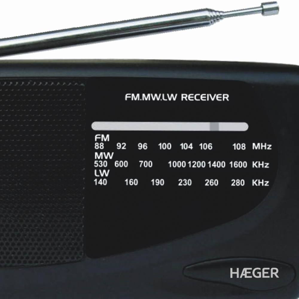 HAEGER Goal - Radio Am/FM portatile con antenna telescopica da 32 cm,  cinturino da polso, connessione